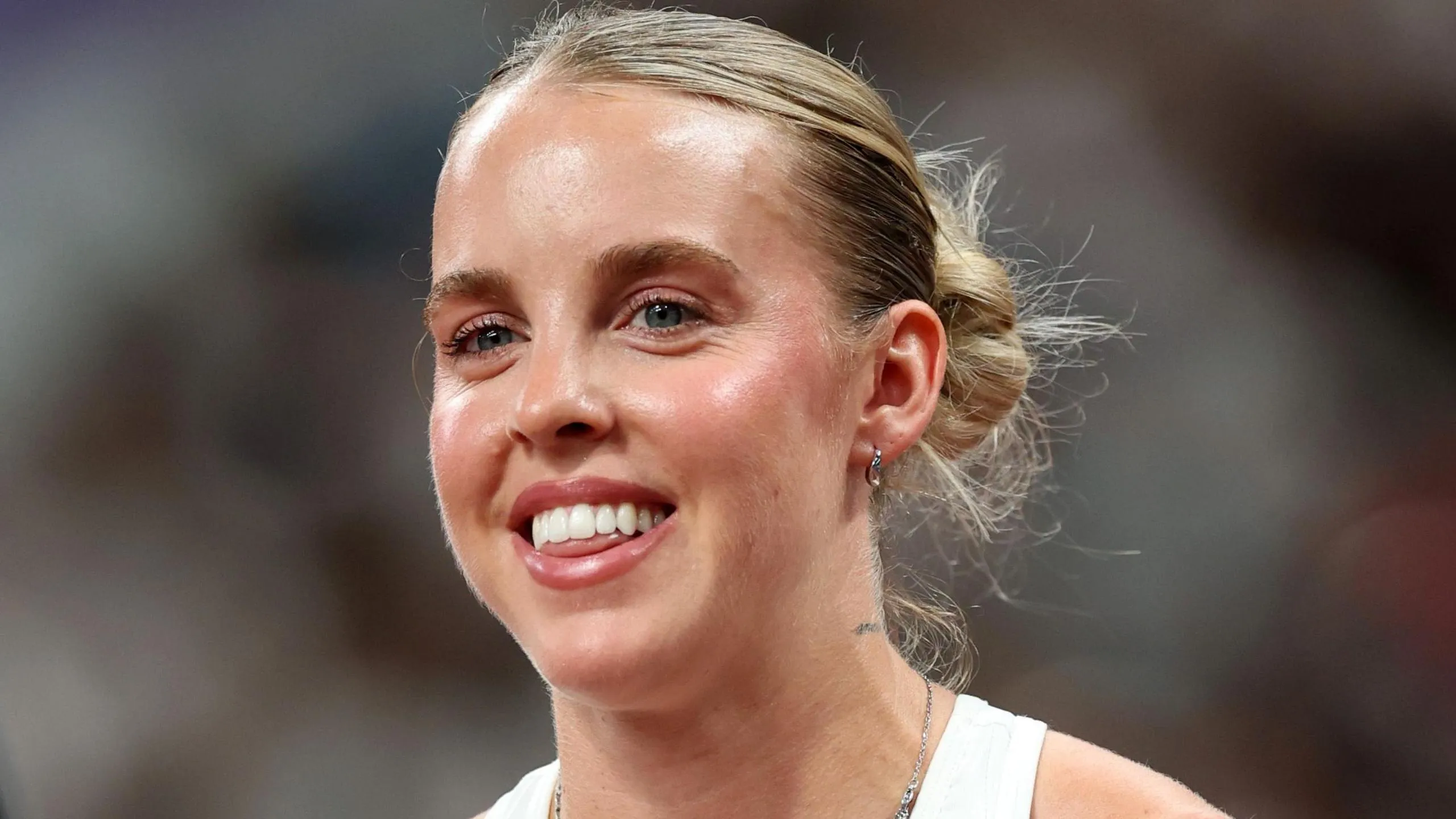 Keely Hodgkinson Begins Global Championship Campaign with Winning Start